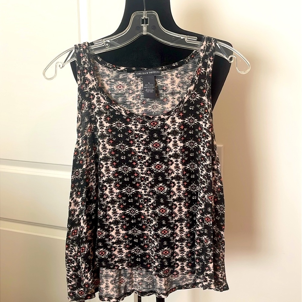 CHELSEA & THEODORE Cropped Tank Top Size S